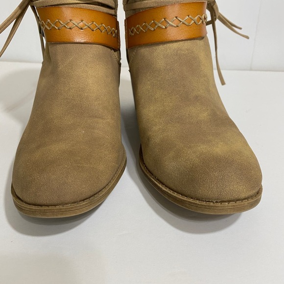 Roxy Dallas Heeled Ankle Boot in Sand/ Tan Size 8.5 - Picture 3 of 15